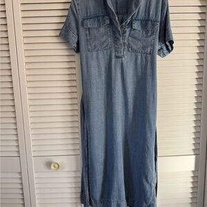 Velvet Heart Light Blue Denim Midi Dress